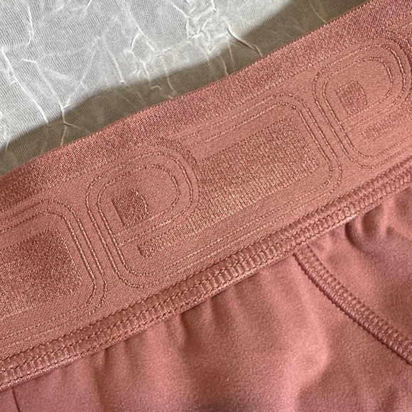 PINK Victoria's Secret Dusty Rose Athletic Shorts - Picture 4 of 4